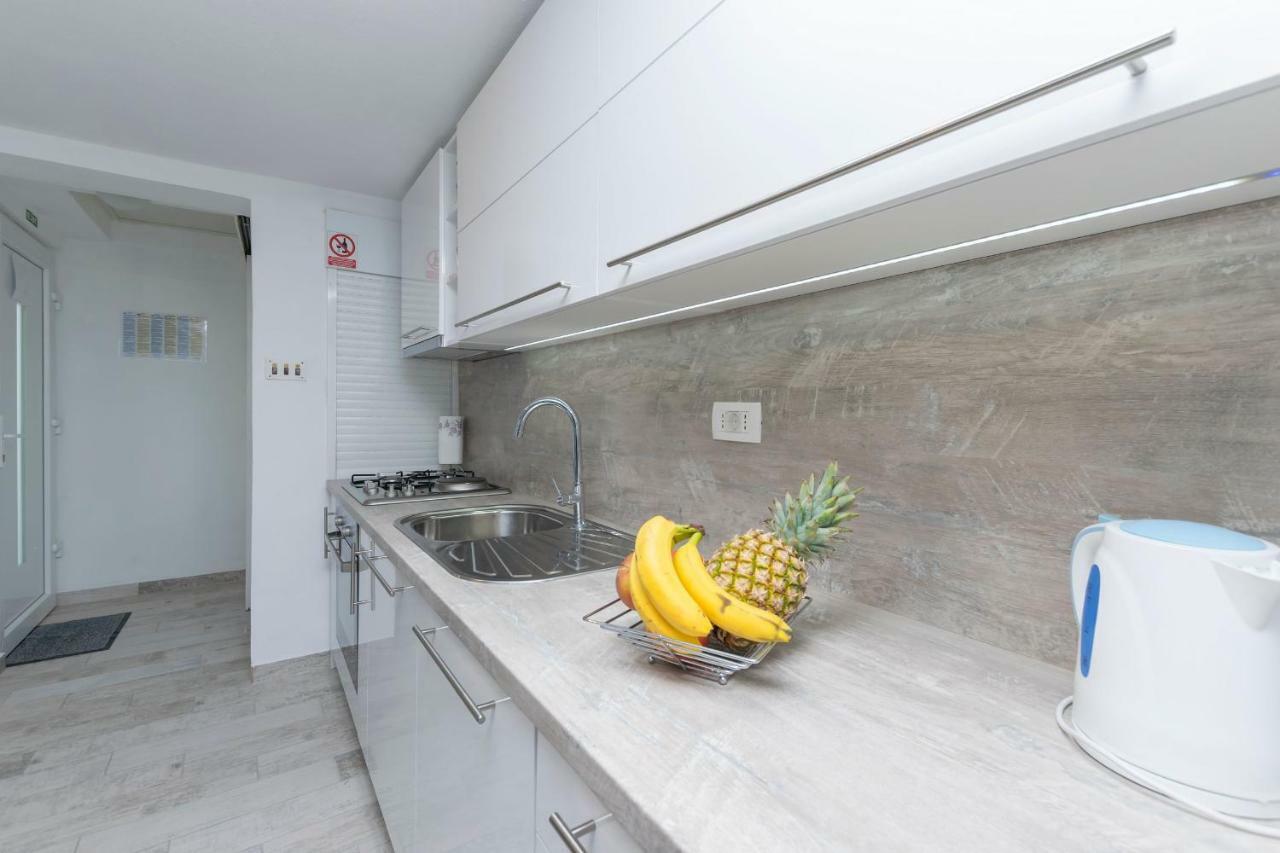 Apartment Island Dream Krapanj Esterno foto