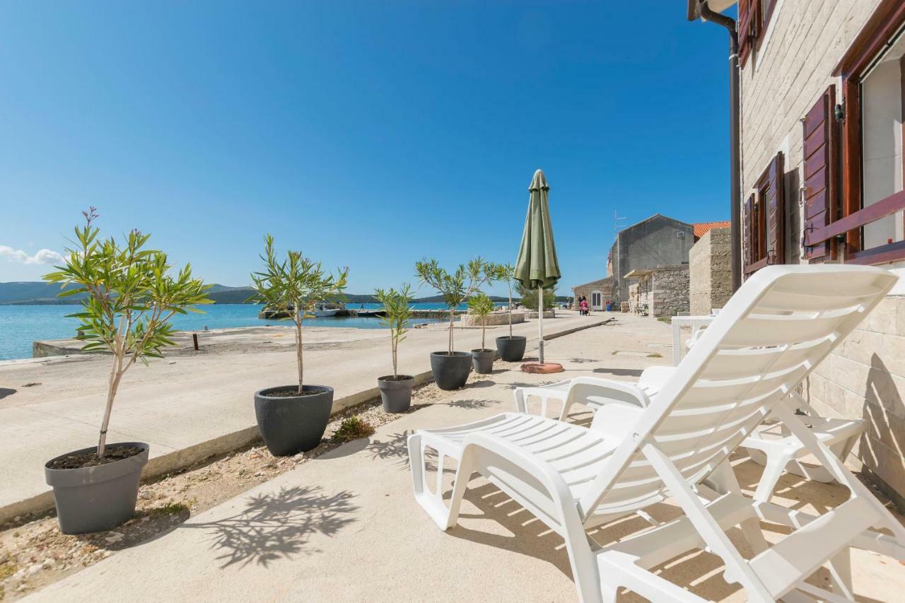 Apartment Island Dream Krapanj Esterno foto