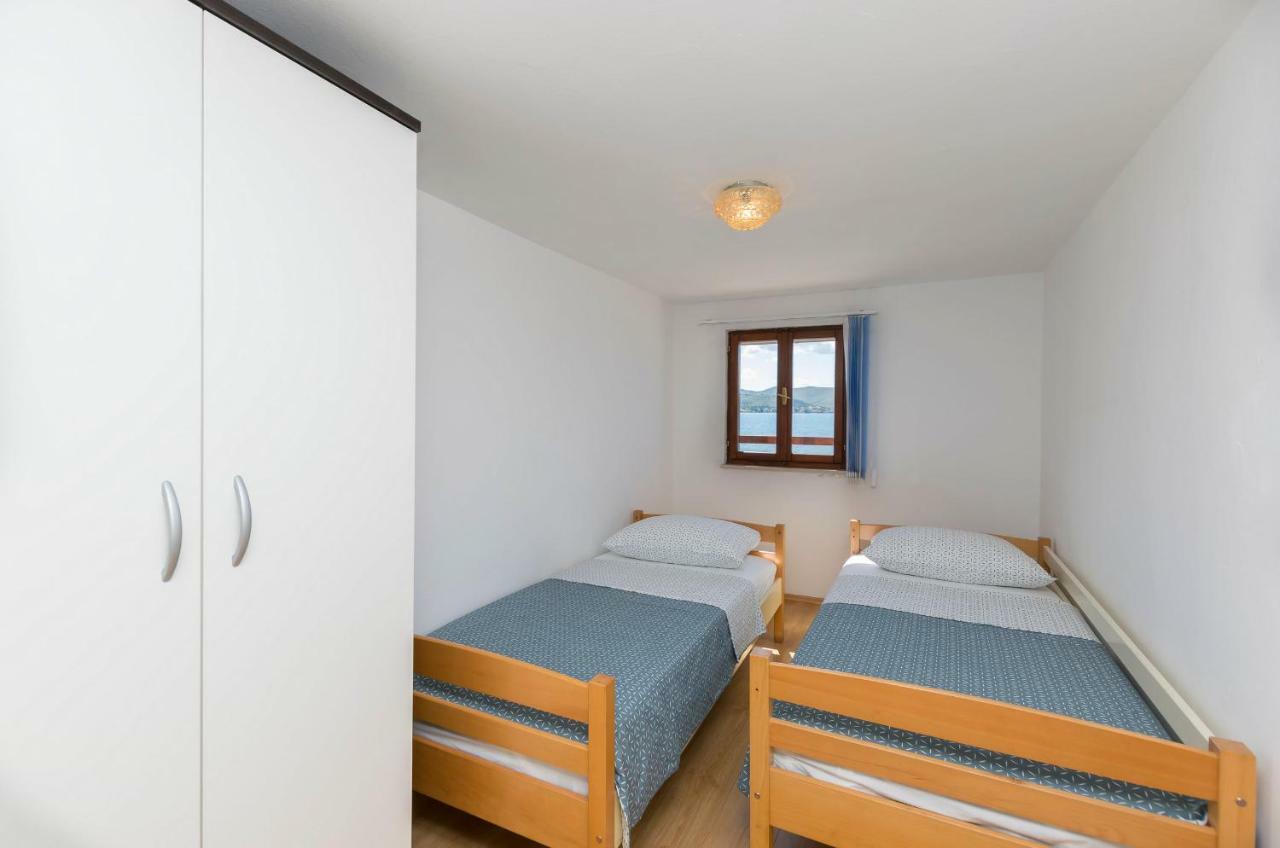 Apartment Island Dream Krapanj Esterno foto